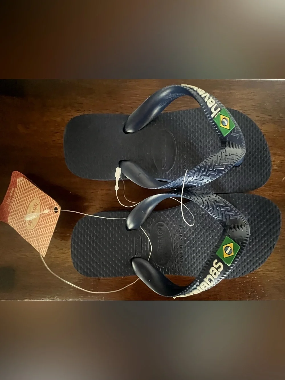 Havaianas Kids Navy Blue Flip Flop Sandals with Brazil Flag - 10C.  NWT